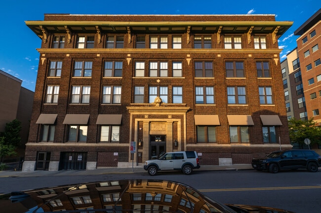 Building Photo - 523 Grand Blvd