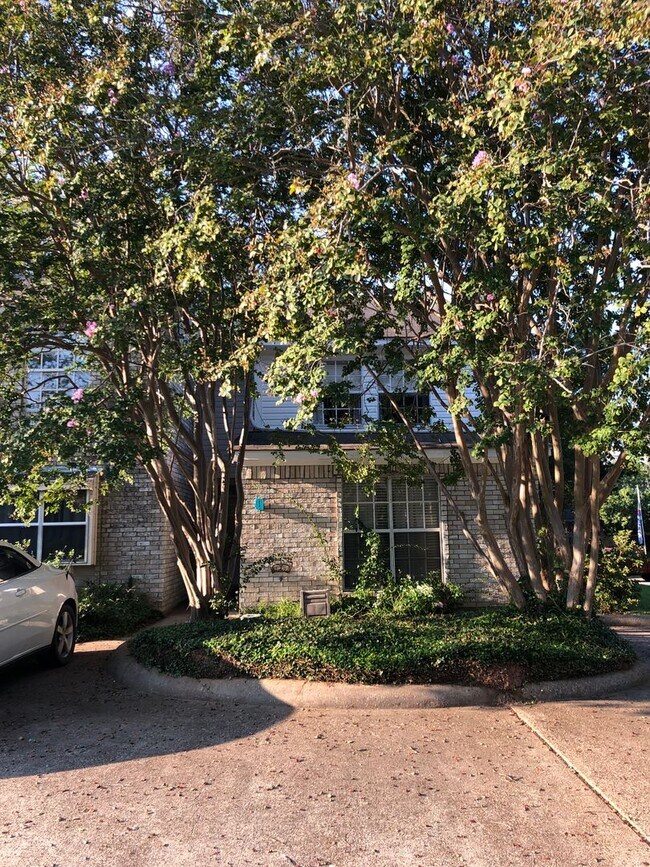 Foto del edificio - 1401 Ave O