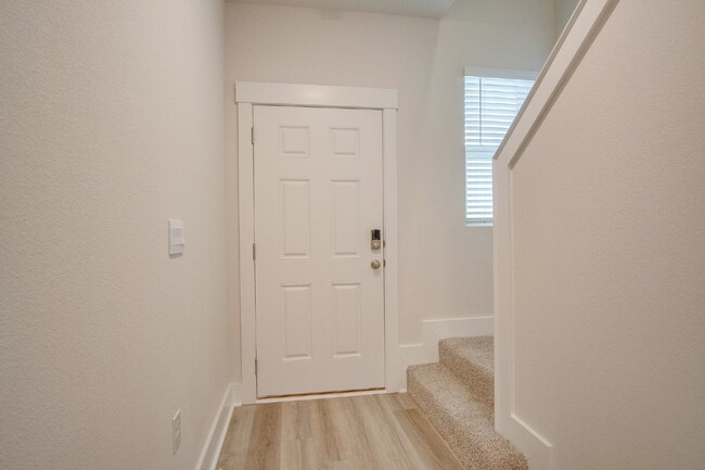 Foto del edificio - New construction townhome in NE Pensacola!