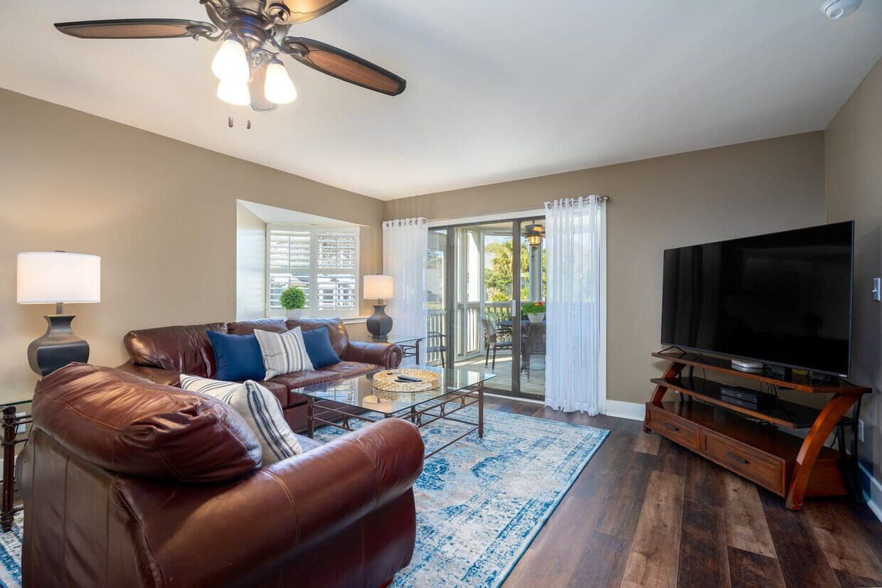 Foto principal - 331 Wendover Hill Ct