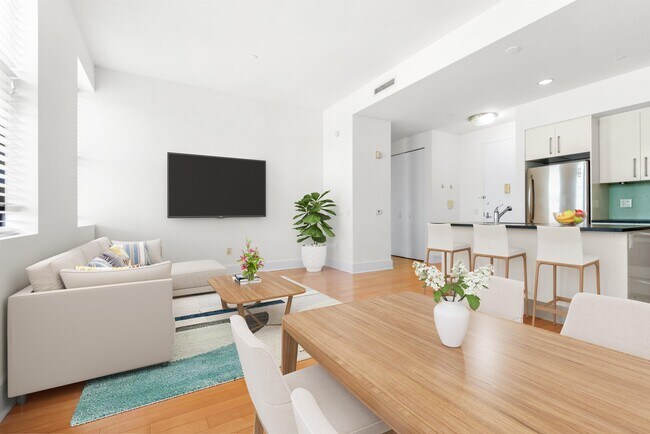 Building Photo - 4 Beacon Way