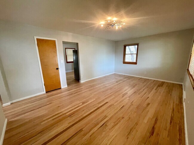 Photo - 2610 S Gaylord St House