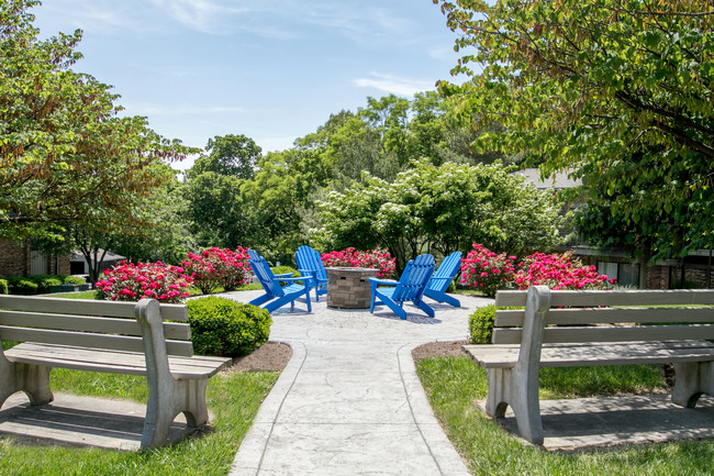 Gettysburg Square Apartments walkway - Gettysburg Square