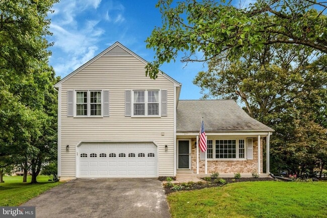 Building Photo - 2219 Cedar Mill Ct