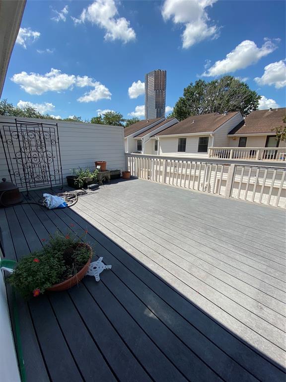 Building Photo - 1475 Bering Dr