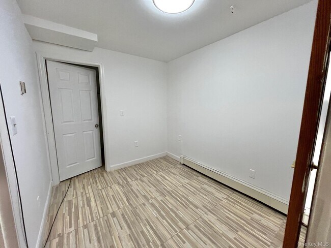 Building Photo - 51 Emmett Terrace