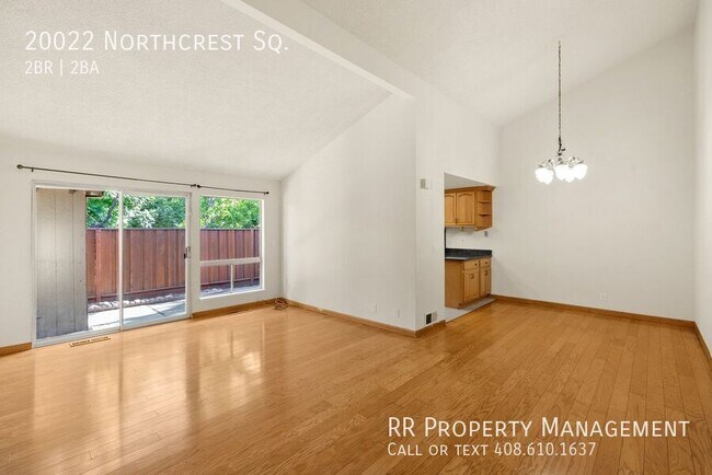 Building Photo - Well Maintained Townhome in Northpoint Com...