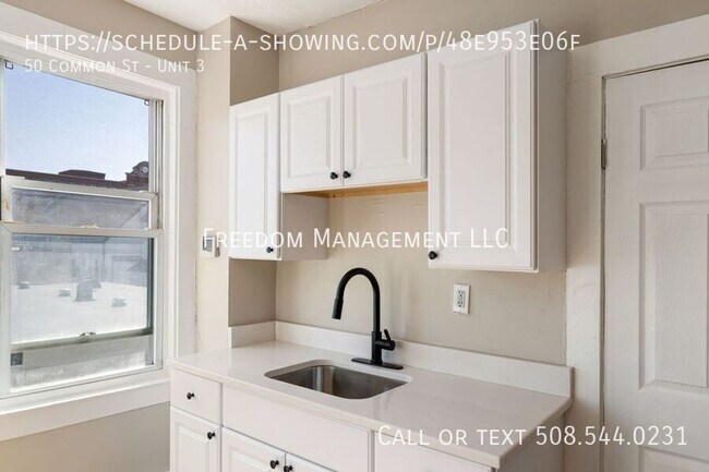 Foto del edificio - 50 1/2 Common St