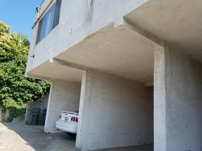 Building Photo - 4039 N Bonita St