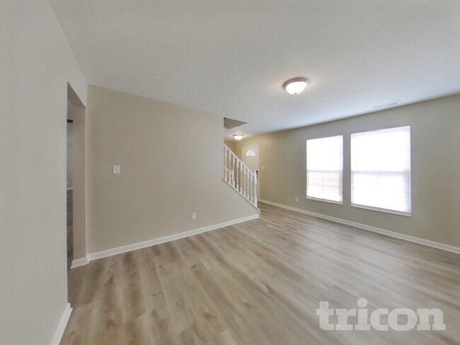 Foto del edificio - 2524 Solidago Dr