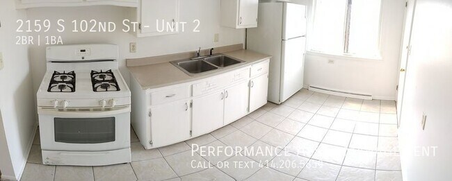 Foto del edificio - **Cozy 2BED/1BATH West Allis Apartment