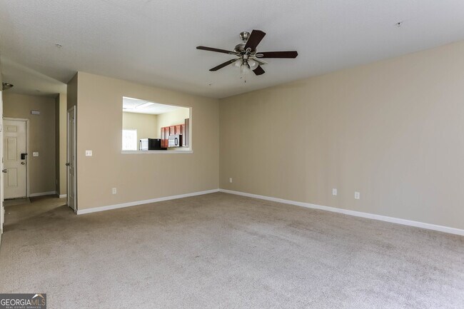 Foto del edificio - 2849 Laurel Ridge Cir