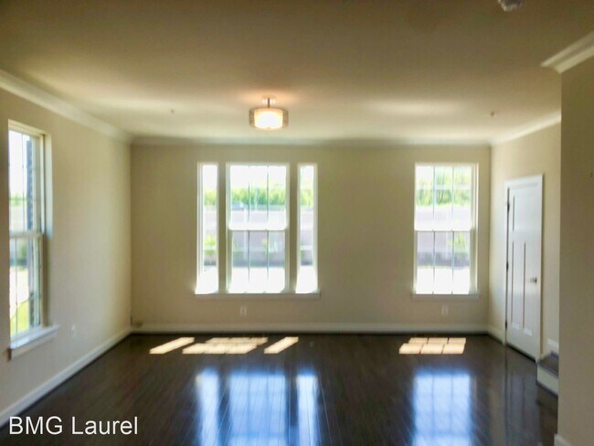 Foto del edificio - 3 br, 2.5 bath House - 9905 New Pointe Dr