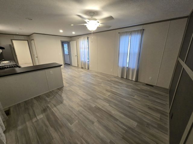 Foto del edificio - 106 Bardin Dr