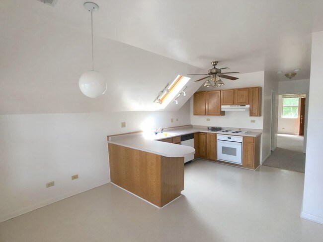 Foto del edificio - Skylights Back Deck