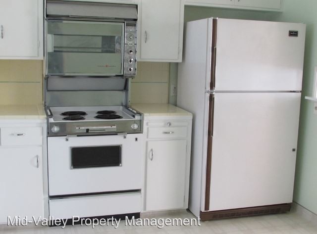 Building Photo - 2 br, 1 bath House - 901 S. Sowell Street