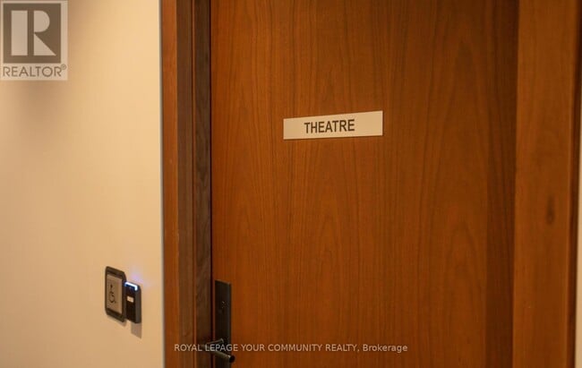 Building Photo - 7895 Jane St