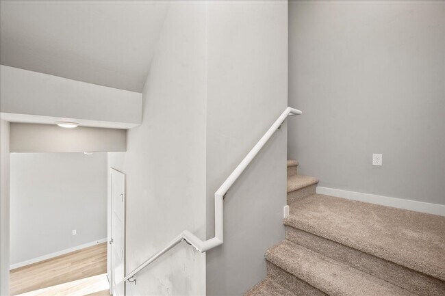 Foto del edificio - 2040 E Wilson Ln