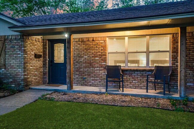 Foto del edificio - 13739 Spring Grove Ave