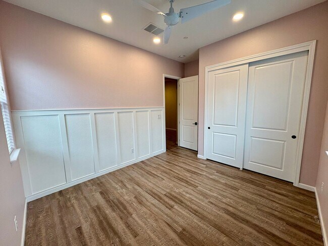 Foto del edificio - Charming! 3 Bedroom 2.5 Bath Single Family Home