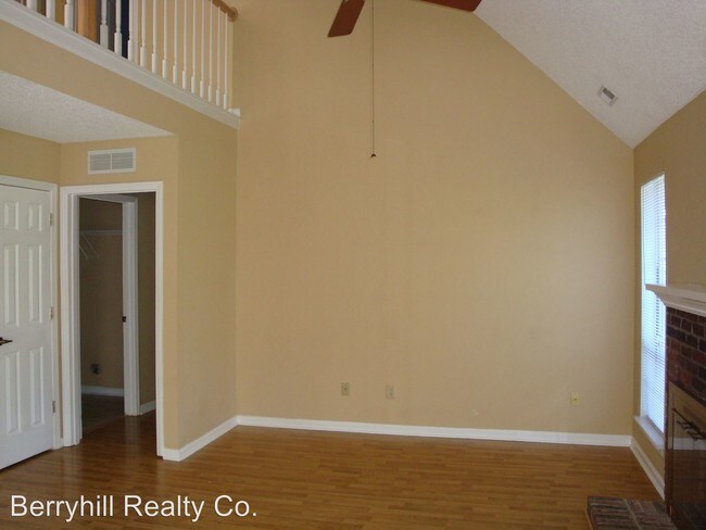 Building Photo - 11113 Barnyard Ct