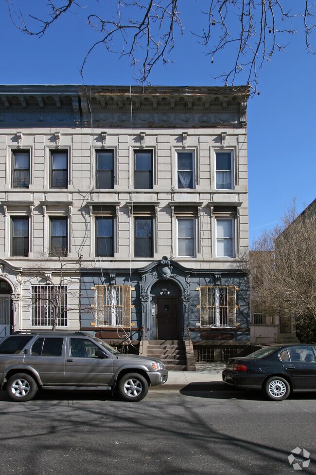 207 Franklin Ave, Brooklyn, NY 11205 Apartments Brooklyn, NY
