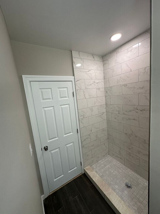 Foto del edificio - 6109 Jefferson St