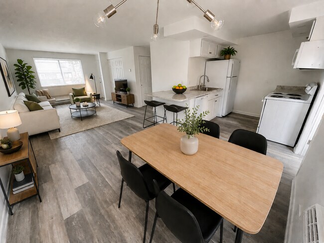 La foto es una representación escenificada. El apartamento no está amueblado. - 92 Autumn Chapel Way