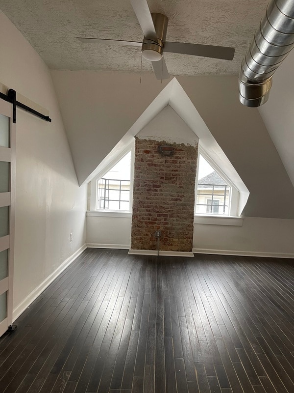 Building Photo - 2832 Stanton Ave