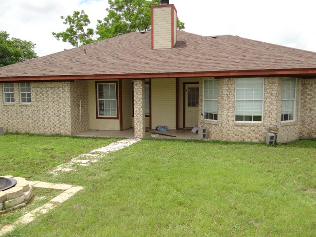 Building Photo - 4214 Bluestem Ln