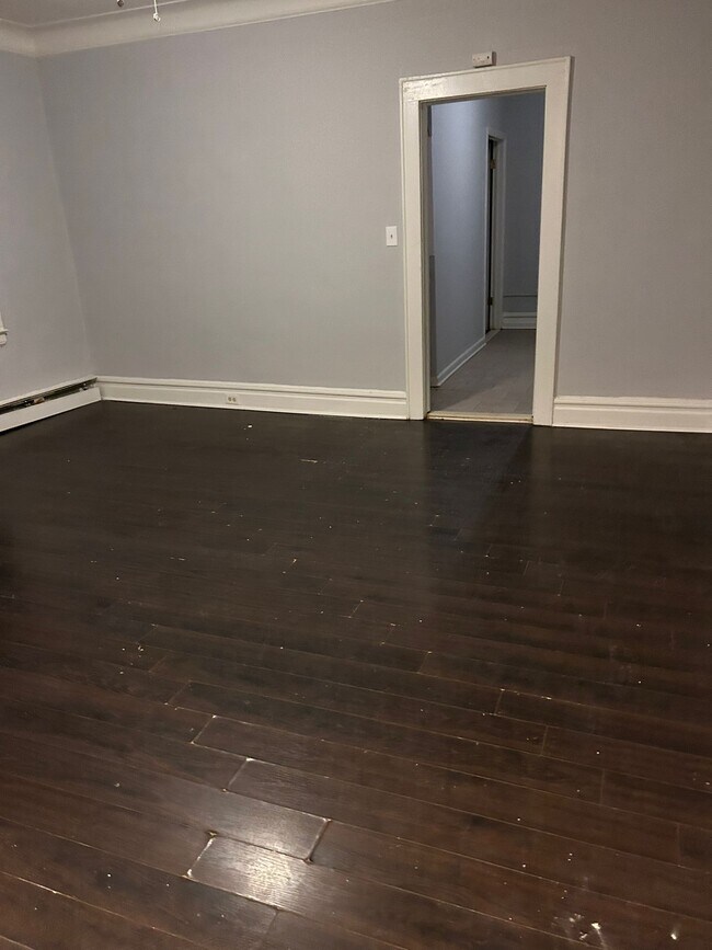 Foto del edificio - 532 Sanford Ave
