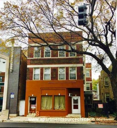 Building Photo - 5749 N Ridge Ave