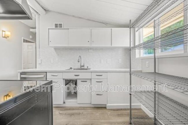 Building Photo - 13688 NW Mill Creek Dr