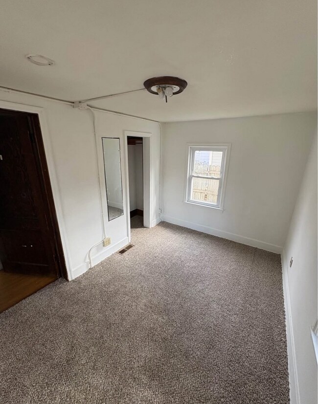 Foto del edificio - 814 16th St S