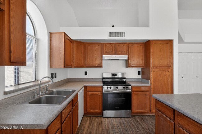 Foto del edificio - 2524 E Indigo Brush Rd