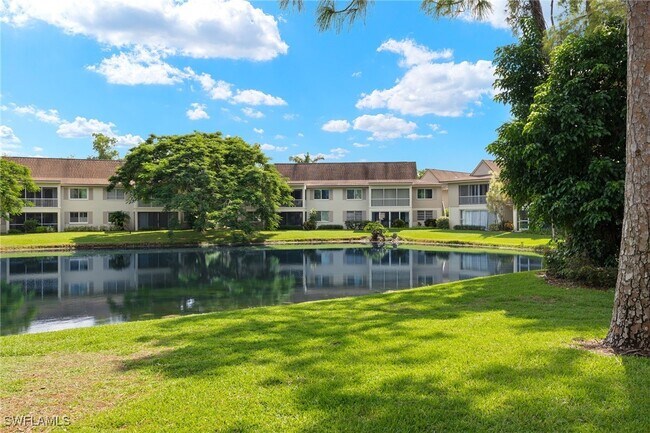 Building Photo - 18 Bobolink Ct