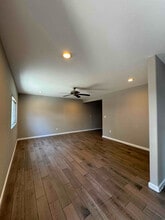 Building Photo - 1610-12 Dahlia Ave