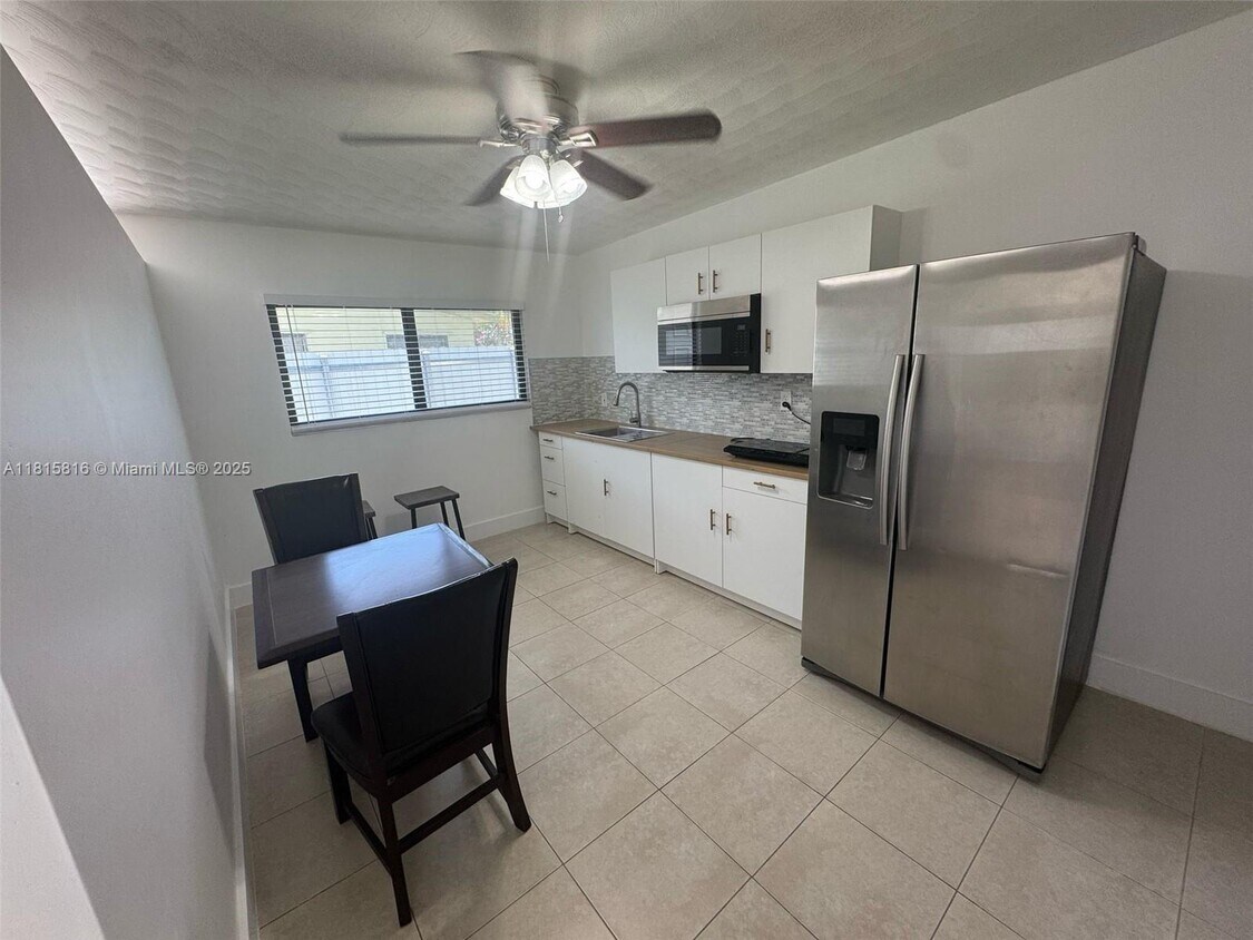 Primary Photo - 14460 SW 289th St
