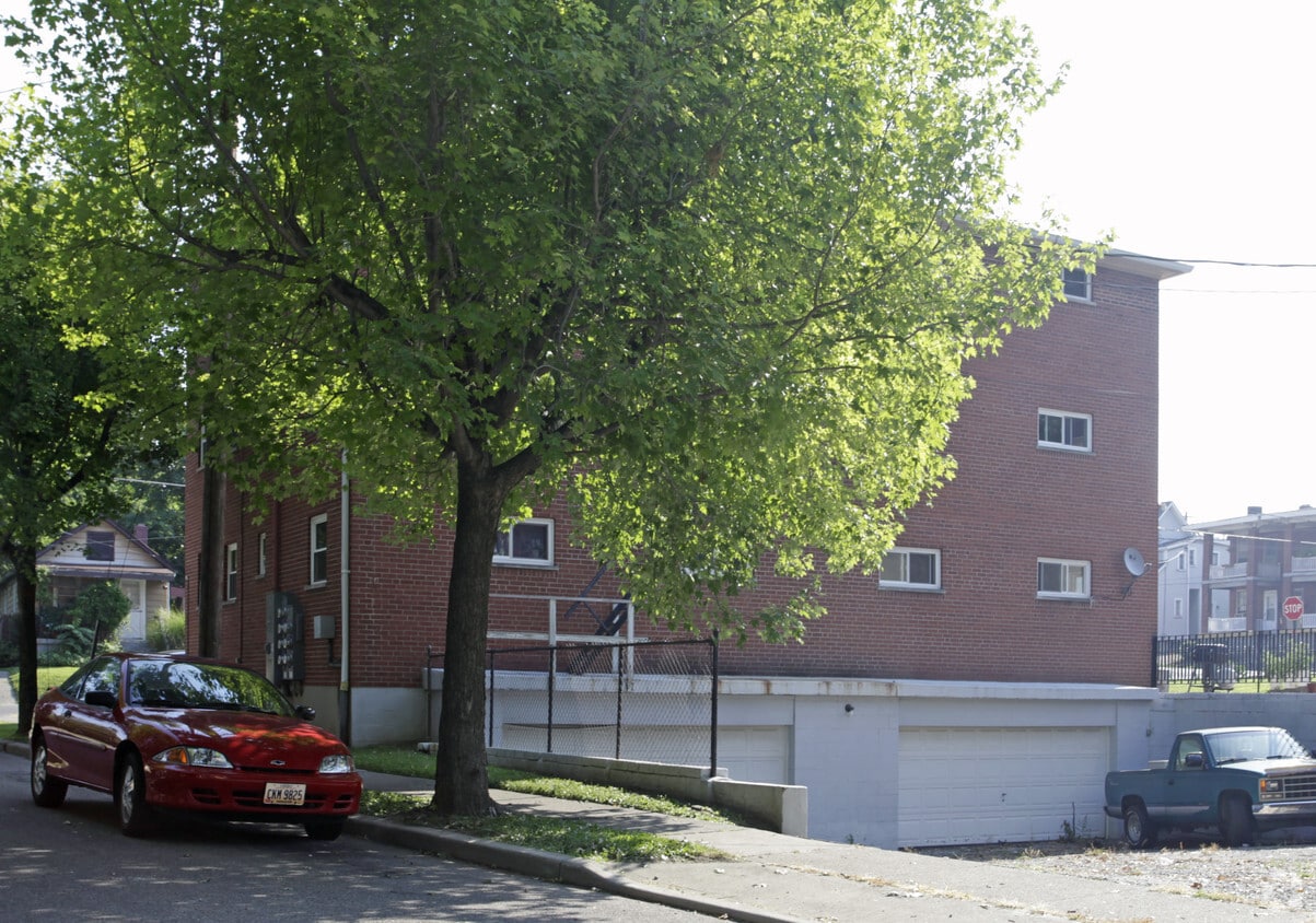 Building Photo - 119 Patterson St