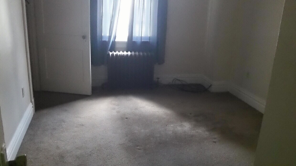 115 4th St Unit 1, Aspinwall, PA 15215 Apartments in Aspinwall, PA