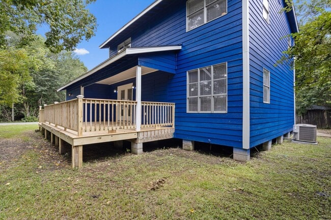 Foto del edificio - Beautiful home in Moss Point