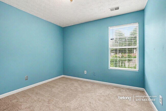 Foto del edificio - 5599 Windfall Ln