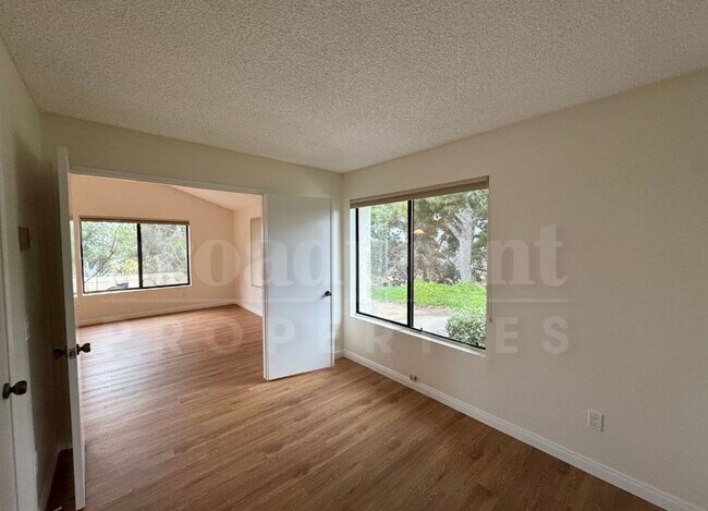 Building Photo - 291 Fairlee Ln