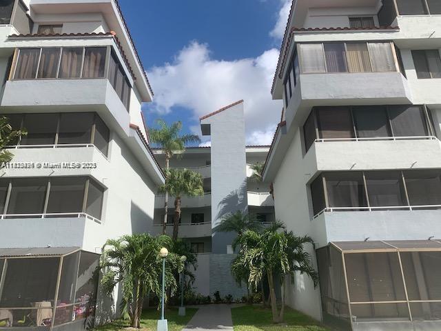 Foto del edificio - 8215 SW 152nd Ave