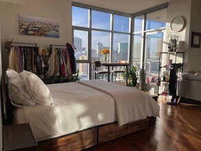 Building Photo - 575 Sixth Ave