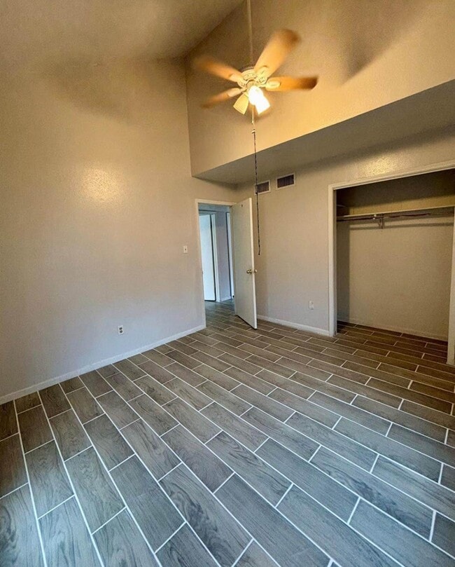 Foto del edificio - 12347 W Village Dr