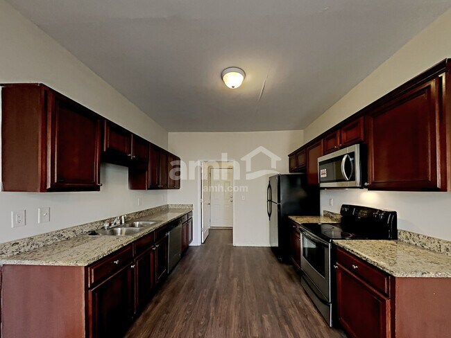 Foto del edificio - 4032 Haworth Pkwy