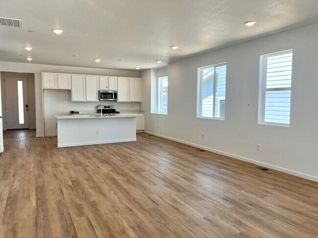 Foto del edificio - 2645 Sawyer Ln