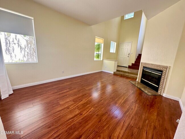 Building Photo - 5555 Sienna Way