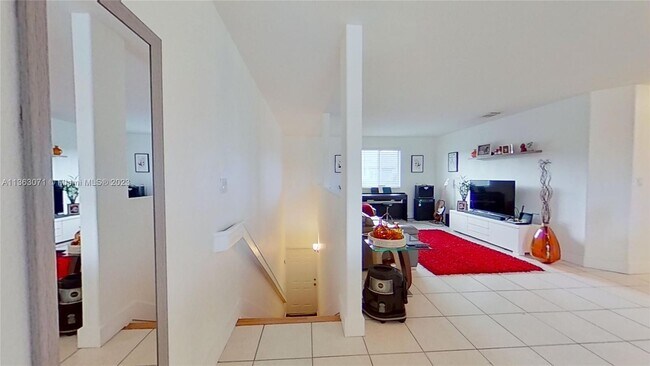 Foto del edificio - 5725 NW 109th Ave